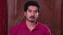 Karthika Deepam S01E817 Karthik Visits Deepa Full Episode