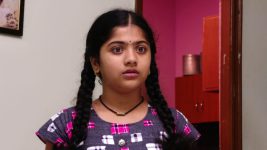 Karthika Deepam S01E834 Sourya Is in for a Shock Full Episode