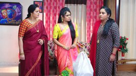 Manasichi Choodu S01E697 Chandhra and Renu's Dispute Full Episode