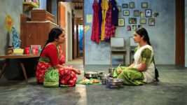 Mouna Raagam S01E02 Mallika Assures Sakthi Full Episode