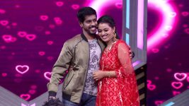 Mr & Mrs Chinnathirai S03E40 A Secret Task for Gayathri Full Episode