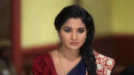 Nenjam Marapathillai S01E176 Saranya's Brave Move Full Episode