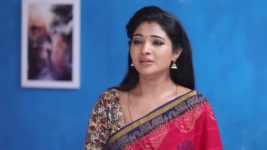 Nenjam Marapathillai S01E246 Saranya Finds Vikram's Traces Full Episode