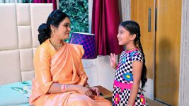 Paape Maa Jeevana Jyothi S01E280 Kutti's Kind Gesture Full Episode