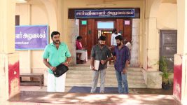 Pandian Stores S01E1040 Moorthy Feels Uneasy Full Episode