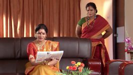 Pavitra Bandham S01E184 Rajeshwari's New Game Plan Full Episode