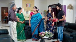 Perazhagi S01E436 12th October 2019 Full Episode