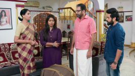 Perazhagi S01E484 10th December 2019 Full Episode