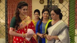 Phagun Bou S01E117 Shatrujit Humiliates Mahul Full Episode