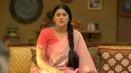 Pushpa Impossible S01E13 Chawl Mein Adjust Full Episode