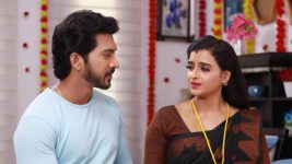 Raja Paarvai (vijay) S01E80 Anand Pacifies Charu Full Episode