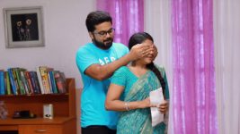 Raja Rani S01E275 Karthik's Surprise for Semba Full Episode