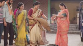 Sahkutumb Sahaparivar S01E458 Asha Finds Surya's Sandals Full Episode