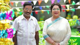 Sundhari Neeyum Sundharan Naanum S01E09 Velu's Grandmother Gets Impressed Full Episode