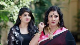 Sundhari Neeyum Sundharan Naanum S01E168 Indra's Next Move Full Episode