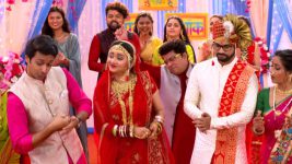 Thikpyanchi Rangoli S01E106 Shashank, Apurva Get Hitched Full Episode