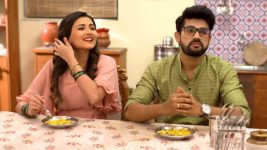 Thikpyanchi Rangoli S01E132 Apurva Drops a Bombshell Full Episode