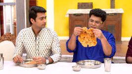 Thikpyanchi Rangoli S01E146 The Kanitkars Grow Dubious Full Episode