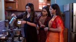 Thikpyanchi Rangoli S01E250 Apurva Prepares Tea Full Episode