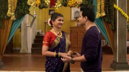 Thikpyanchi Rangoli S01E284 Abhay Compliments Apurva Full Episode