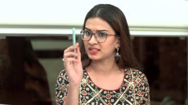 Thikpyanchi Rangoli S01E61 Netra Crosses Her Limits Full Episode