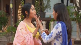 Tuzya Ishqacha Nadkhula S01E03 Swati Offers to Help Out Full Episode