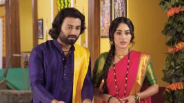 Tuzya Ishqacha Nadkhula S01E79 Raghu, Swati in a Fix Full Episode