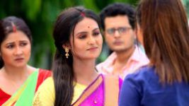 Uma (Zee Bangla) S01E283 24th June 2022 Full Episode