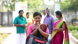 Velaikkaran (Star vijay) S01E297 Valli Bids Farewell Full Episode