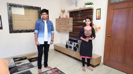 Yugala Geethe S01E180 15th May 2018 Full Episode