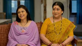 Aai Kuthe Kay Karte S01 E857 A Surprise for Anagha