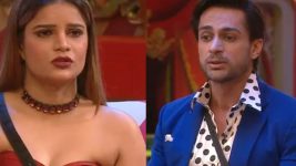 Bigg Boss (Colors tv) S16 E91 Archana-Shalin face the music