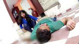 Deivam Thandha Veedu S20E04 Dinesh is Found Dead Full Episode