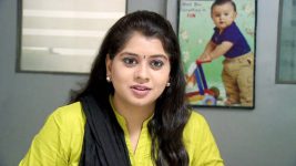 Deivam Thandha Veedu S20E42 Vanitha Learns About Harini Full Episode