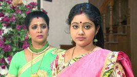 Deivam Thandha Veedu S20E48 Seeta's Plan For The Company Full Episode