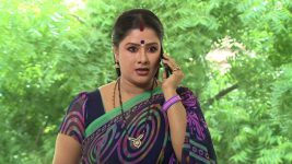 Deivam Thandha Veedu S20E49 Seeta Foils Bhanumathy's Plans Full Episode