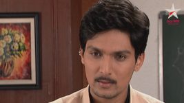 Durva S06E16 Keshav gives present to Durva Full Episode