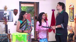 Durva S26E32 Akash Scolds Durva Full Episode