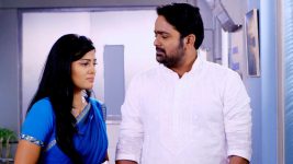 Eetaram Illalu S09E40 Will Shankar's Fear Come True? Full Episode