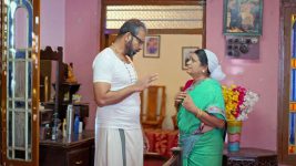 Idhayathai Thirudathey S01E09 24th February 2020 Full Episode