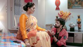 Idhayathai Thirudathey S01E22 10th March 2020 Full Episode