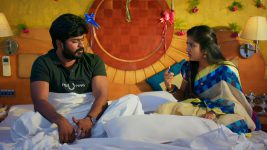 Idhayathai Thirudathey S01E261 31st December 2020 Full Episode