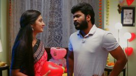 Idhayathai Thirudathey S01E588 25th June 2021 Full Episode