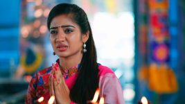 Idhayathai Thirudathey S01E689 7th August 2021 Full Episode