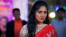 Idhayathai Thirudathey S01E719 25th August 2021 Full Episode