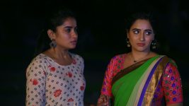 Idhayathai Thirudathey S01E777 26th September 2021 Full Episode