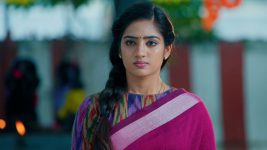 Idhayathai Thirudathey S01E801 8th October 2021 Full Episode