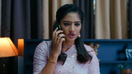 Idhayathai Thirudathey S01E826 22nd October 2021 Full Episode