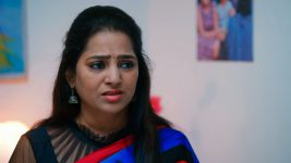 Idhayathai Thirudathey S01E835 28th October 2021 Full Episode