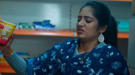 Idhayathai Thirudathey S01E890 7th December 2021 Full Episode